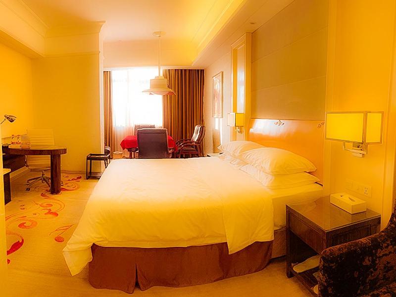 Vienna Hotel Jiangmen Heshan Huamao Εξωτερικό φωτογραφία